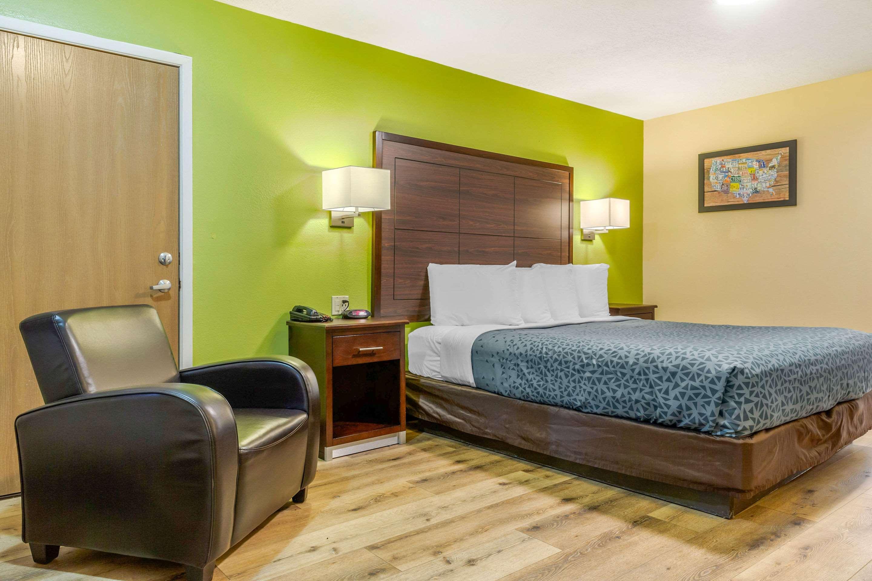 Econo Lodge West - Coors Blvd Albuquerque Buitenkant foto