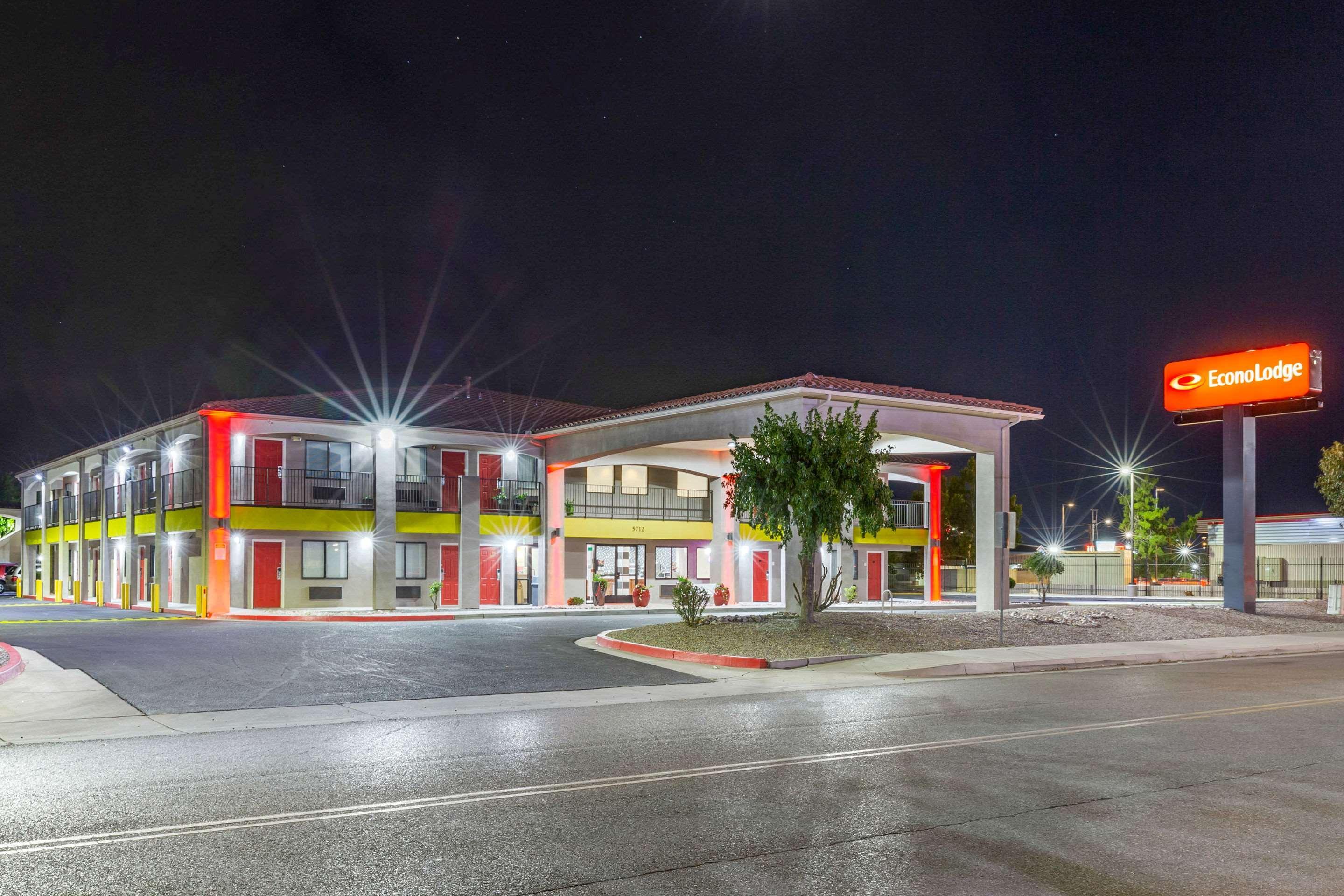 Econo Lodge West - Coors Blvd Albuquerque Buitenkant foto